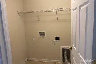 1413 Crandon Dr, Charlotte, NC 28216 - Photo 21