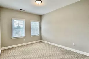 4670 Dabney Vigor Dr, Charlotte, NC 28209 - Photo 9