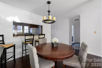 2715 Selwyn Avenue #30, Charlotte, NC 28209 - Photo 15