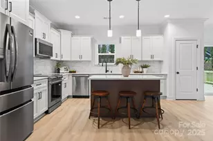 104B Forest Hills Dr, Mount Holly, NC 28120 - Photo 13