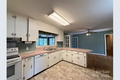 115 Chester Avenue, Great Falls, SC 29055 - Photo 13