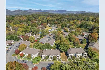 1203 Abbey Circle, Asheville, NC 28805 - Photo 3