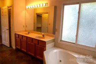 60 Park Ave St, Asheville, NC 28803 - Photo 27