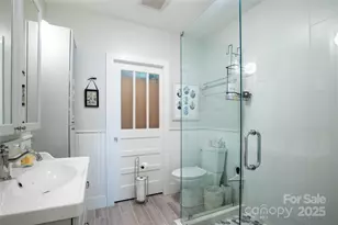 44 Hemlock Ave, Spruce Pine, NC 28777 - Photo 13