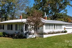 44 Hemlock Ave, Spruce Pine, NC 28777 - Photo 1