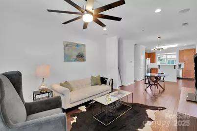 1525 Walnut View Drive, Charlotte, NC 28208 - Photo 7