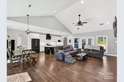 6404 Lancaster Highway, Waxhaw, NC 28173 - Photo 9