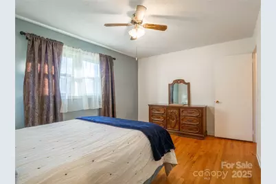 203 Oak Grove Road, East Flat Rock, NC 28726 - Photo 15