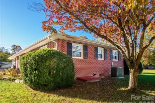 203 Oak Grove Rd, East Flat Rock, NC 28726 - Photo 3