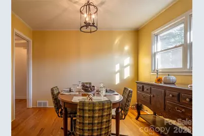 203 Oak Grove Road, East Flat Rock, NC 28726 - Photo 9