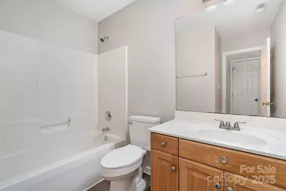 4435 Gladwood Lane, Charlotte, NC 28269 - Photo 17