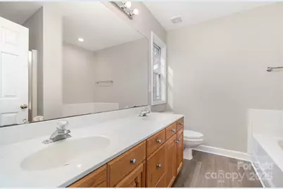 4435 Gladwood Lane, Charlotte, NC 28269 - Photo 15