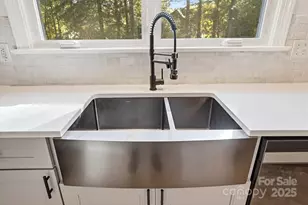 3522 Wylie Meadow Ln, Charlotte, NC 28269 - Photo 13