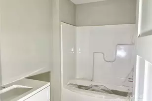 1119 Kensington Cir, Newton, NC 28658 - Photo 15