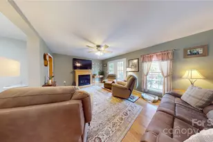 38 Char Kimber Ln, Canton, NC 28716 - Photo 5