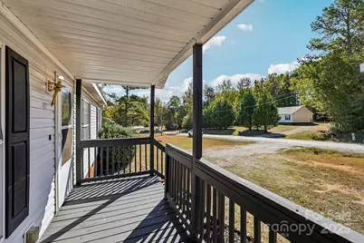 322 Woodcrest Drive, York, SC 29745 - Photo 5
