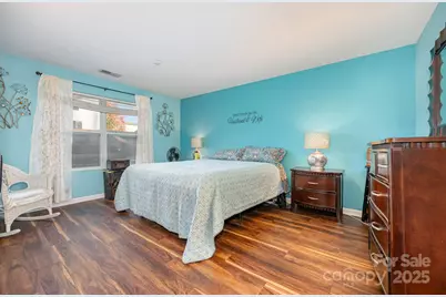 6400 Ziegler Lane, Charlotte, NC 28269 - Photo 13