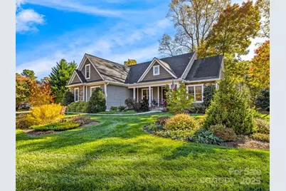 114 Linda Ann Drive, Flat Rock, NC 28731 - Photo 3