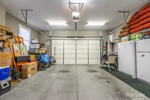 114 Linda Ann Dr, Flat Rock, NC 28731 - Photo 27