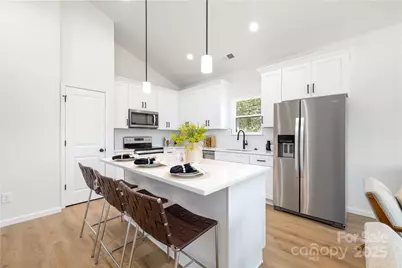 3913 Oakwood Road, Charlotte, NC 28269 - Photo 9