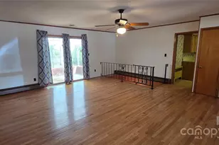 214 Old Dale Rd, Spruce Pine, NC 28777 - Photo 17