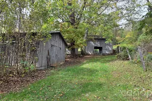 214 Old Dale Rd, Spruce Pine, NC 28777 - Photo 11