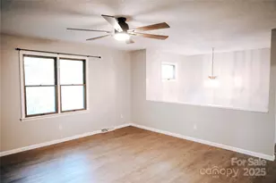 7 Windy Hollow Rd, Asheville, NC 28806 - Photo 11