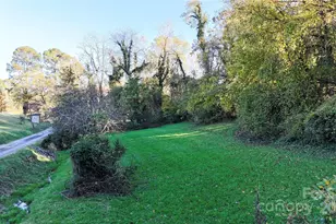 7 Windy Hollow Rd, Asheville, NC 28806 - Photo 33