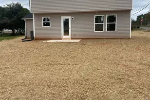 408 Walnut St, Kings Mountain, NC 28086 - Photo 3