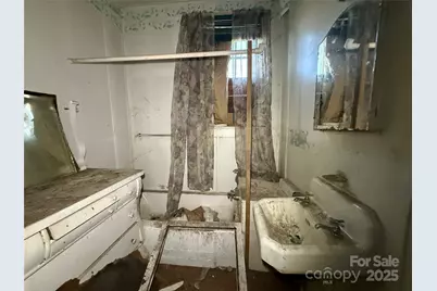 289 S French Broad Avenue, Asheville, NC 28801 - Photo 21