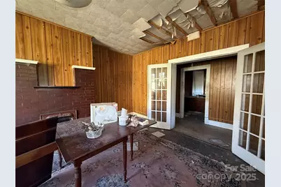 289 S French Broad Avenue, Asheville, NC 28801 - Photo 15