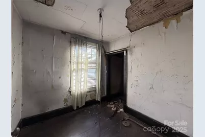 289 S French Broad Avenue, Asheville, NC 28801 - Photo 23