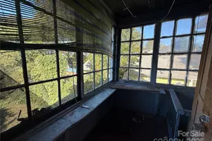 289 S French Broad Ave, Asheville, NC 28801 - Photo 29