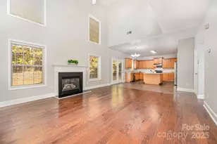 9819 Jeanette Cir, Charlotte, NC 28213 - Photo 13