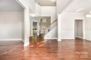9819 Jeanette Cir, Charlotte, NC 28213 - Photo 5