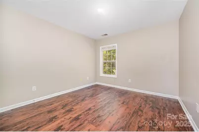 9819 Jeanette Circle, Charlotte, NC 28213 - Photo 9