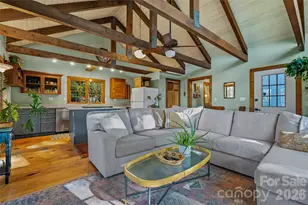 499 E Poplar Dr, Hendersonville, NC 28792 - Photo 3