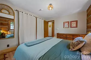 499 E Poplar Dr, Hendersonville, NC 28792 - Photo 21