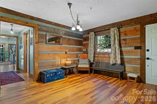 499 E Poplar Dr, Hendersonville, NC 28792 - Photo 15