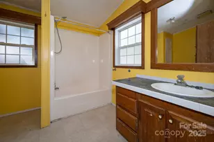 6 Wisteria Ct, Asheville, NC 28806 - Photo 17