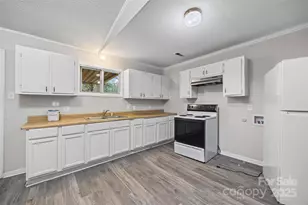 616 Simpson St, Rock Hill, SC 29732 - Photo 5