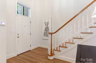 8942 Challis Hill Ln, Charlotte, NC 28226 - Photo 3