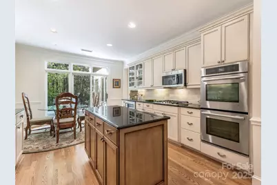 8942 Challis Hill Lane, Charlotte, NC 28226 - Photo 11