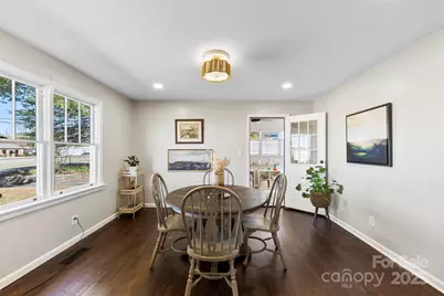 411 S Battleground Avenue, Kings Mountain, NC 28086 - Photo 9