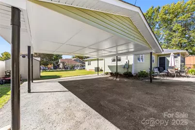 411 S Battleground Avenue, Kings Mountain, NC 28086 - Photo 35