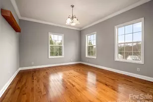 97 Meadowview Dr, Saluda, NC 28773 - Photo 5