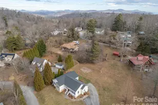 97 Meadowview Dr, Saluda, NC 28773 - Photo 37