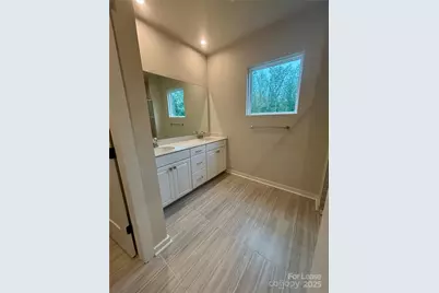 9312 Munsing Drive, Charlotte, NC 28269 - Photo 15