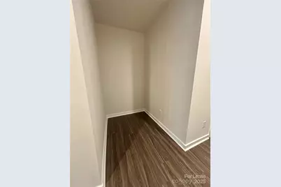 9312 Munsing Drive, Charlotte, NC 28269 - Photo 5