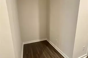 9312 Munsing Dr, Charlotte, NC 28269 - Photo 5